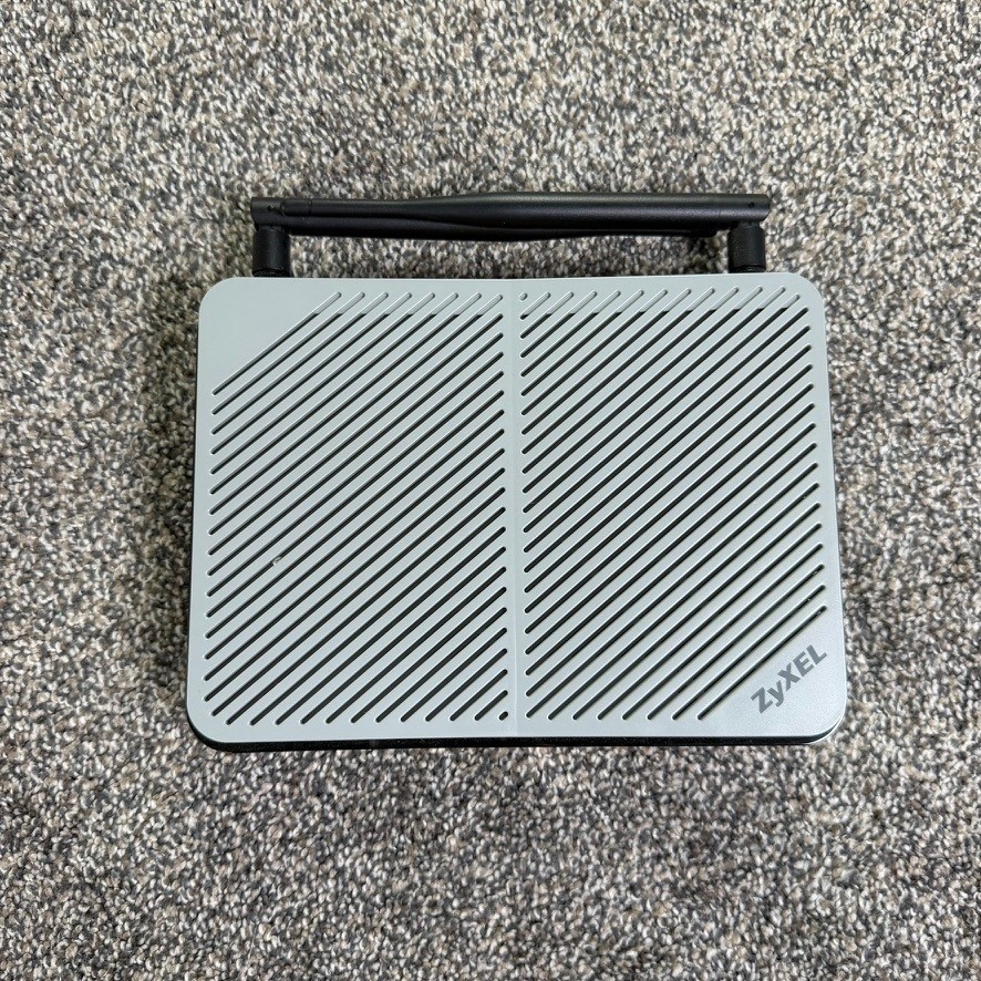 CenturyLink ZyXEL Q1000Z Wireless N VDSL2 Modem Router WiFi Kit NOT TESTED