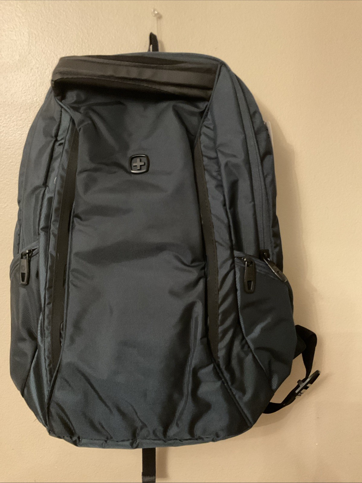 SWISSGEAR 3573 17in Laptop Backpack - Blue/Black 13in Laptop Pocket. New No Tag