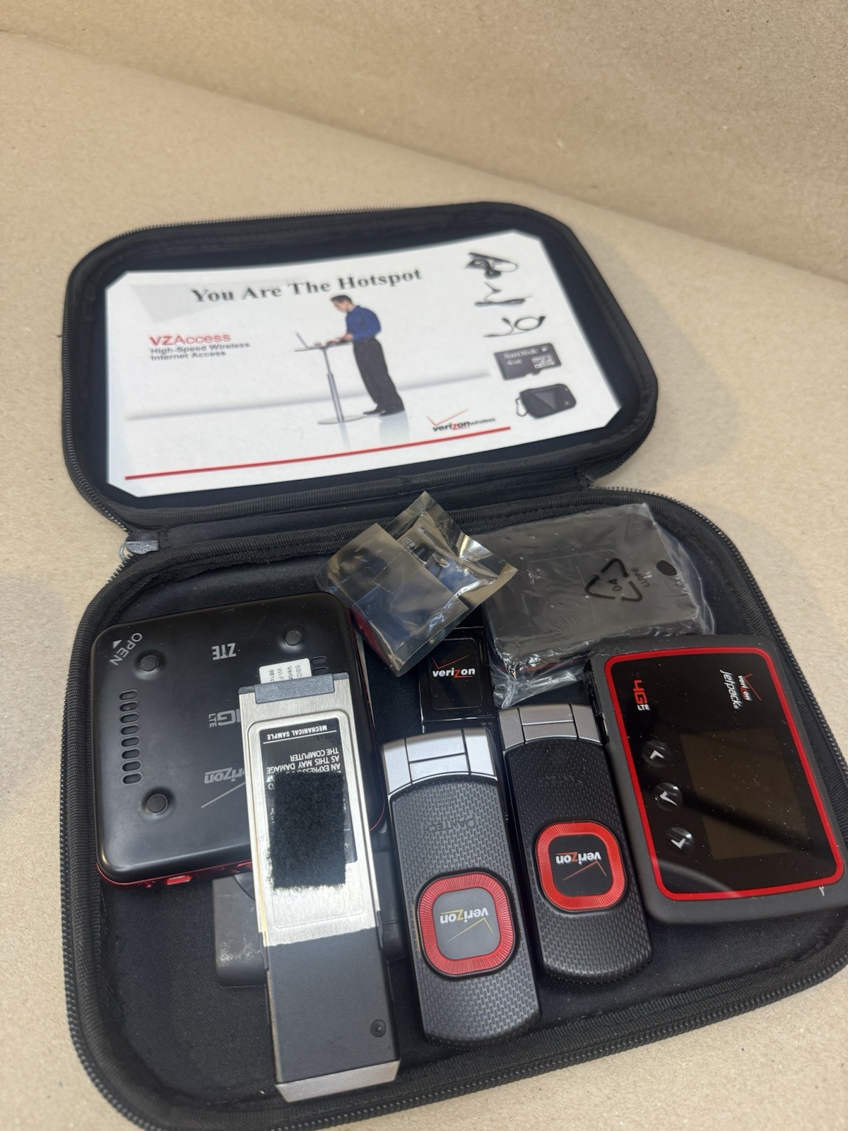Verizon Wireless Mobile Broadband Lot Jetpack 4G LTE MiFi Pantech UML290 V620