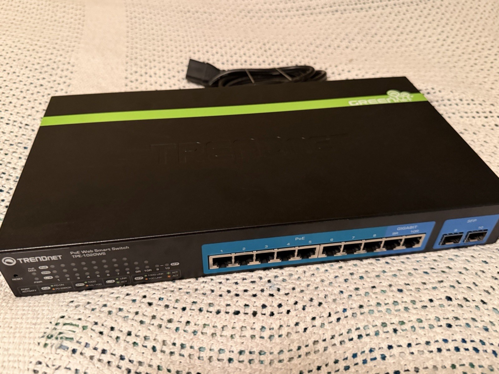 TRENDnet 10-Port PoE Web Smart Switch TPE-1020WS 2x Gigabit, 2x SFP