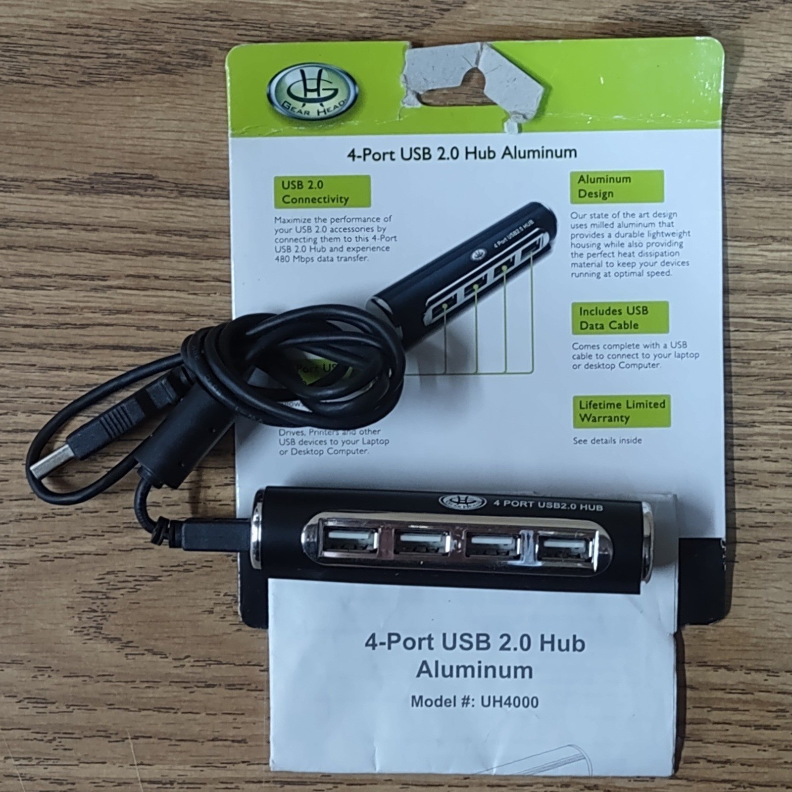 Gear Head 4-Port USB 2.0 Hub Aluminum Black Compact Model UH4000