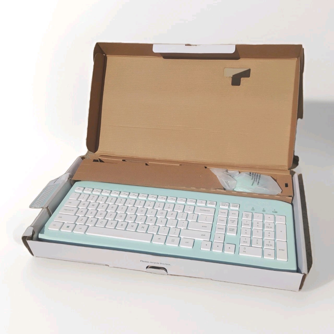 onn wireless keyboard with wireless matching mouse