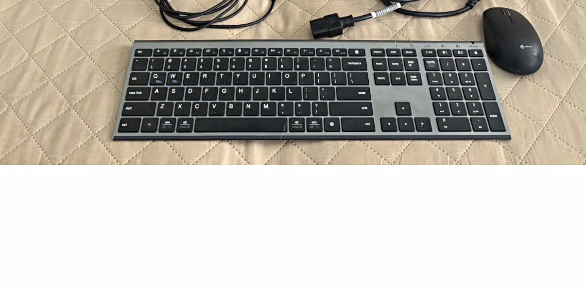i Clever DK03 Bluetooth Keyboard and Mouse $10.00