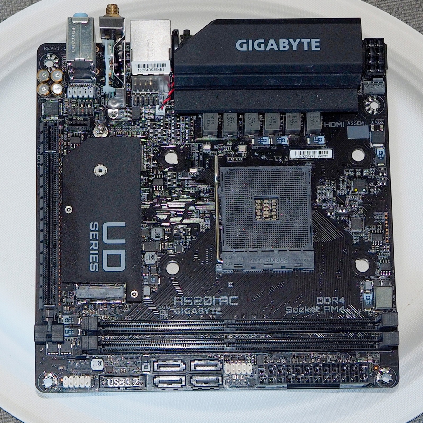 Gigabyte A520I AC Mini-ITX AM4 Motherboard DDR4 WiFi + Antennas I/O Shield