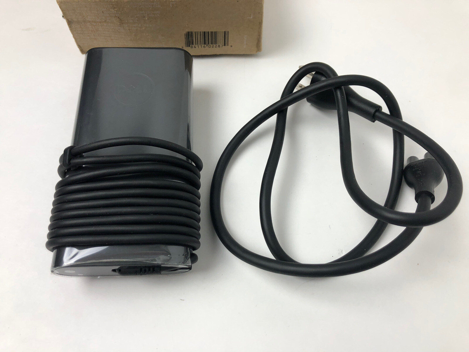 Dell Slim Power Adapter 90-Watt MKN5F  only addaptor as show in the pictures