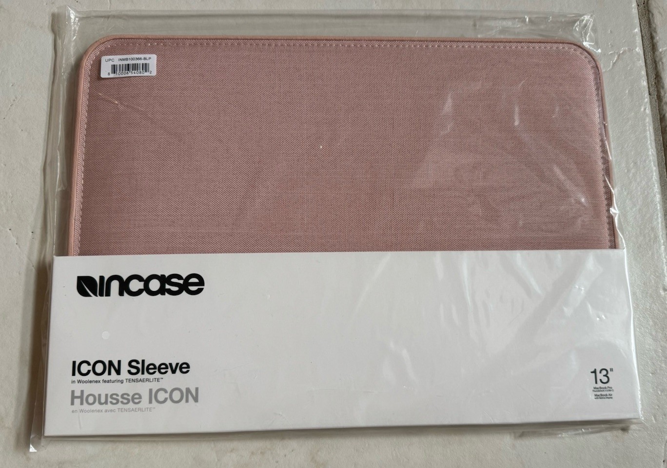 incase ICON Sleeve in Woolenex featuring TENSAERLITE™ 13” Pink BRAND NEW