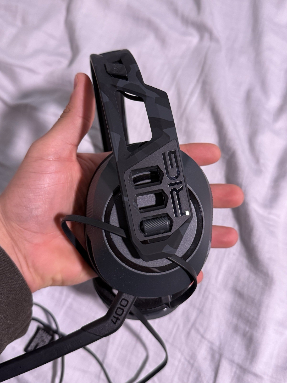 Plantronics RIG 400 Wired Over-Ear Gaming Headset Boom Mic USB Black