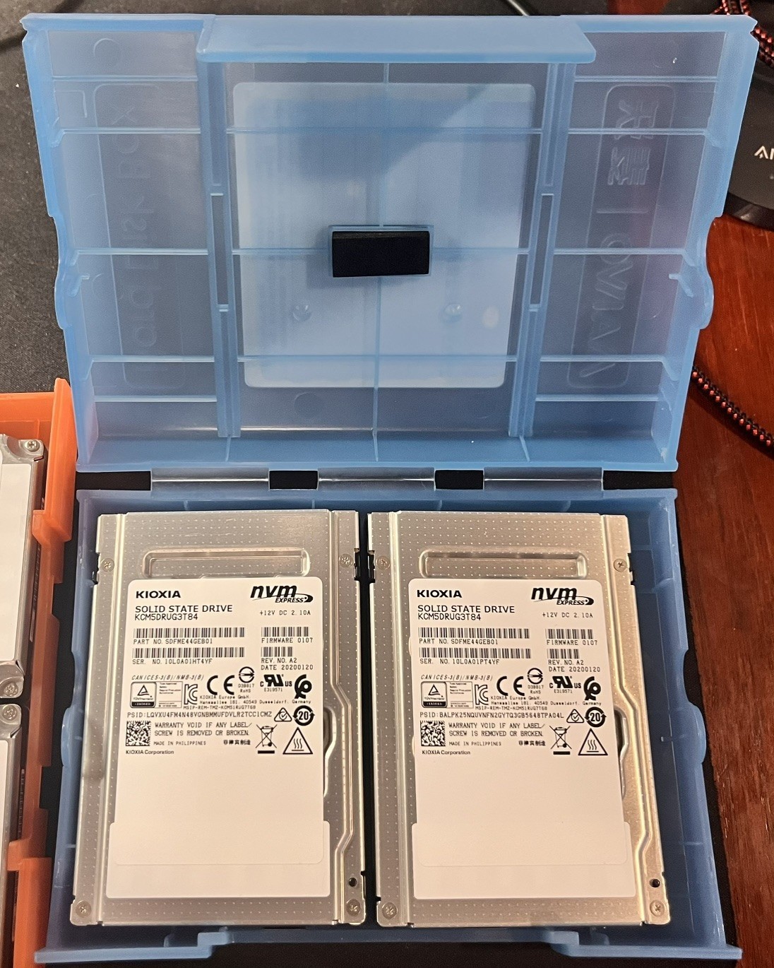 Kioxia (Toshiba) CD6 3.84TB U.2 SSD 2.5" KCD61LUL3T84 NVME Solid State Drive