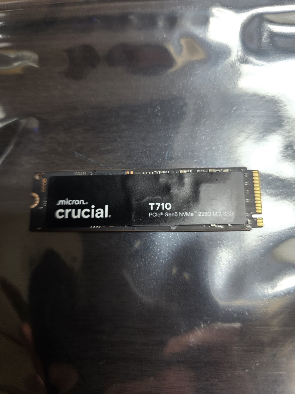Crucial T710 1TB PCIe Gen5 NVMe M.2 2280 SSD 14900MB/s CT1000T710SSD8