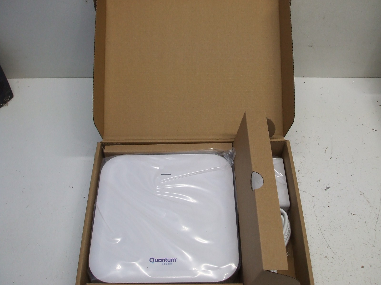 Quantum Fiber W1700K Dual-Band Wireless Router 1700 Mbps