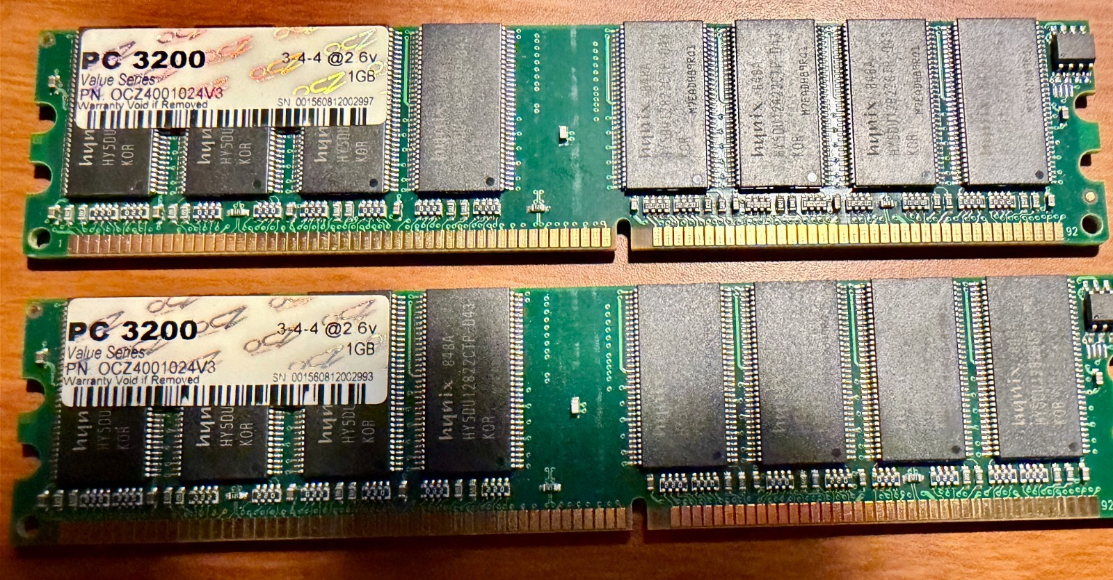 G.Skill PC-3200 1 GB DIMM 400 MHz DDR SDRAM Memory (F1-3200PHU2-2GBNS)