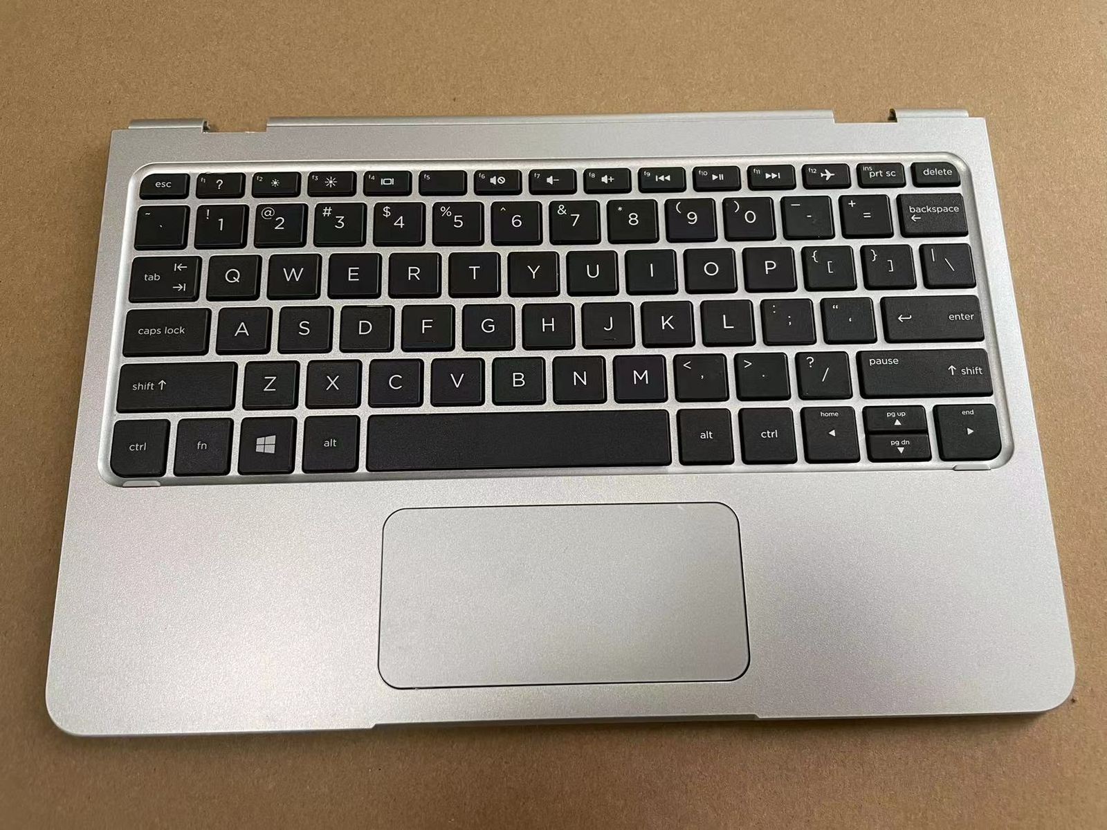 FOR HP X2 210 G2 TPN-Q180 C Case Shell Silver with US Keyboard 860891-001