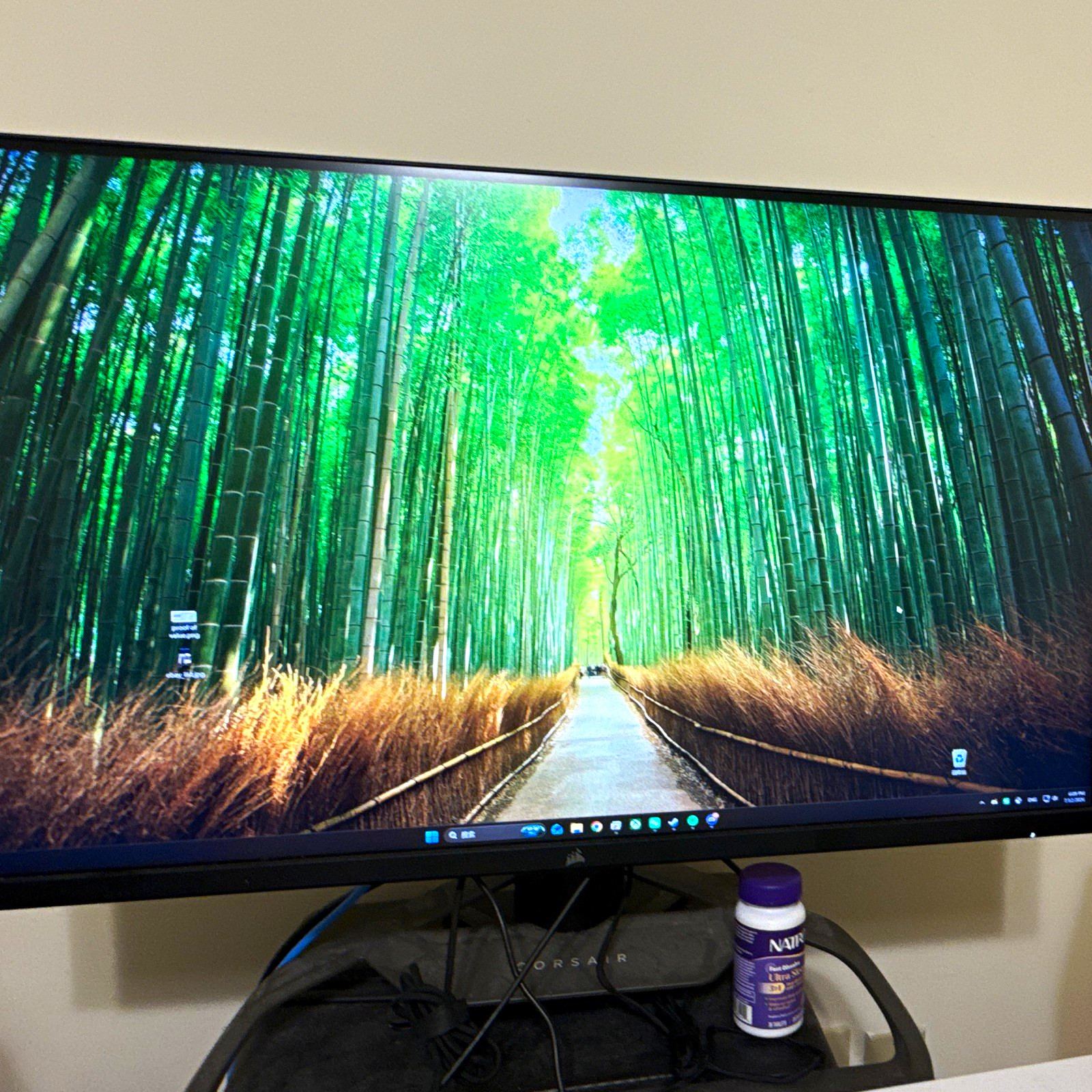 Corsair XENEON 32in 144 hz monitor