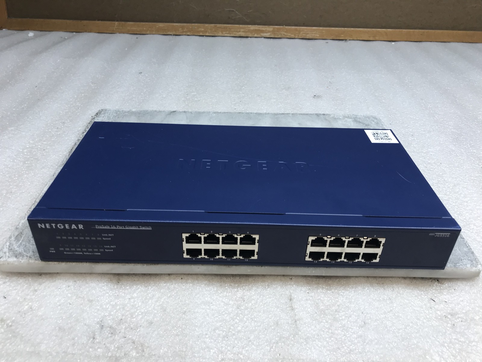 Netgear ProSAFE 16-Port Gigabit Switch JGS516 V2 w/ Power Cord
