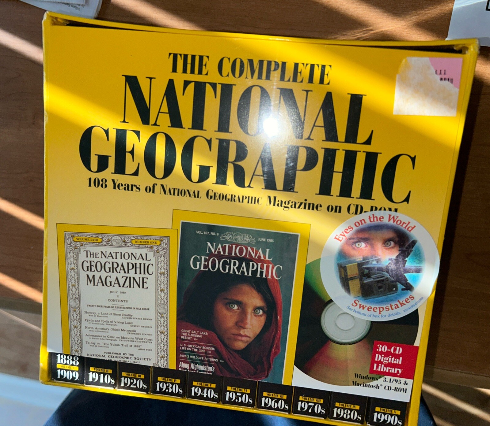 The Complete National Geographic 30 CD-ROM 1888 to 1998 w/User's Guide - NEW