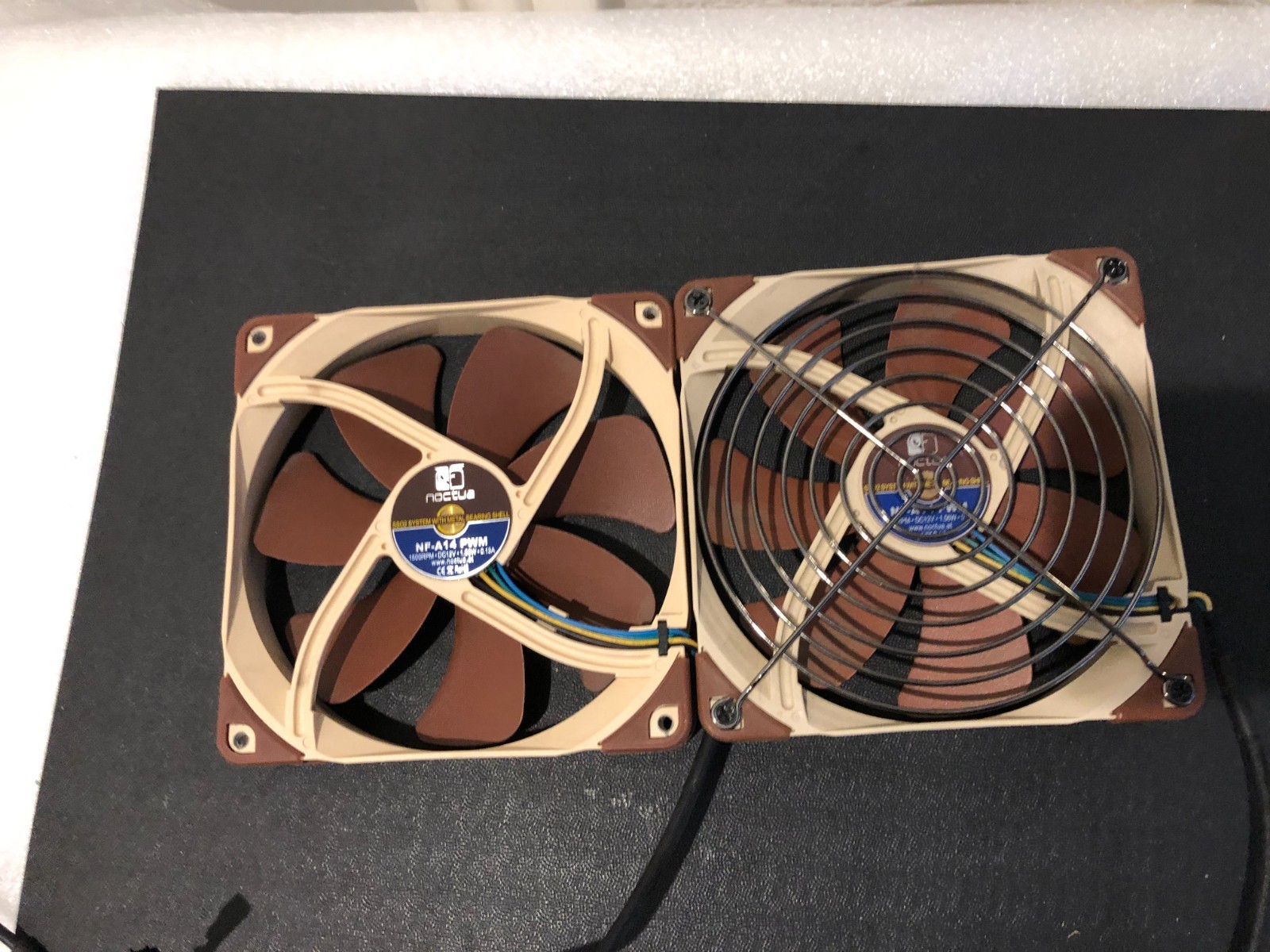 Lot 2x Noctua NF-A14 PWM, 4-Pin 140mm Fans