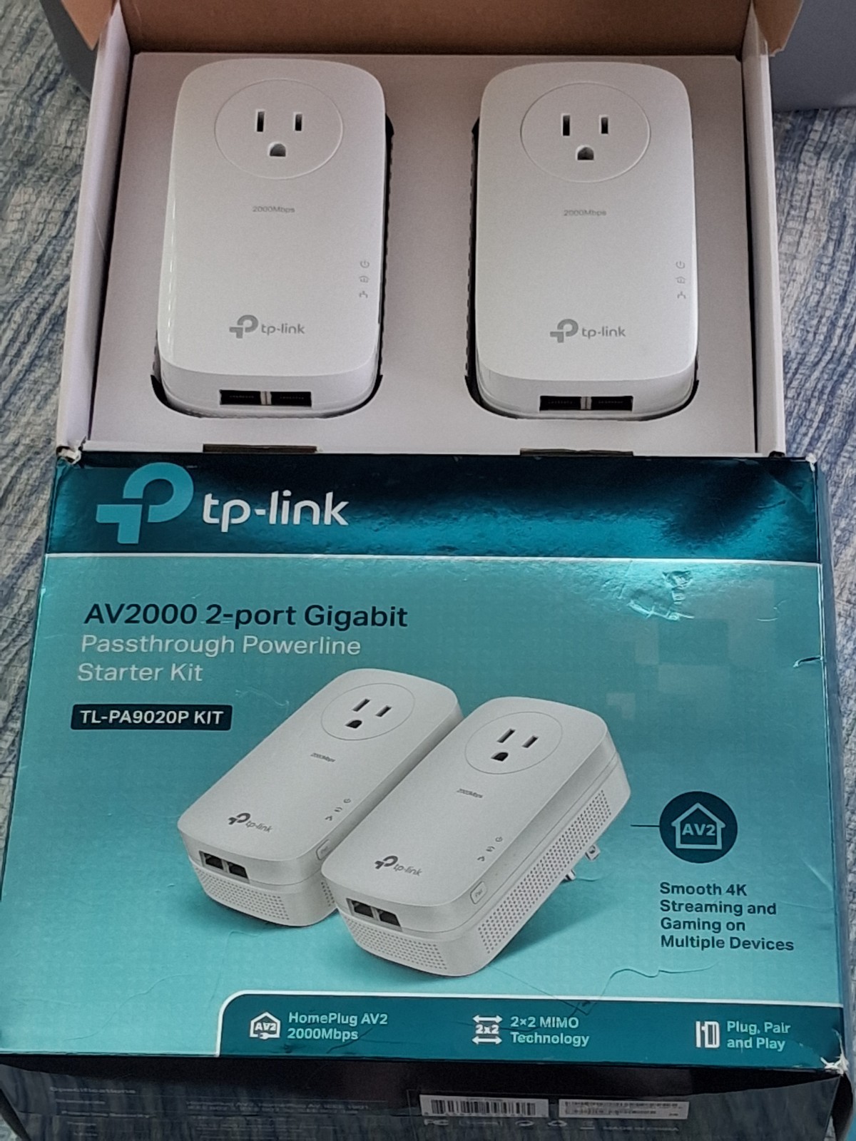TP-LINK TLPA9020PKIT AV2000 2-Port Gigabit Powerline Starter Kit