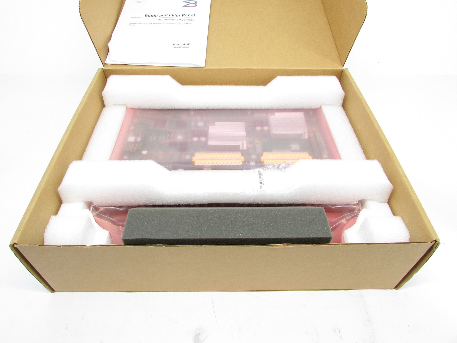 Brocade XBR-DCX-0148 BR-DCX8510-0148 48-Ports 16 GB FC Blade New/Open Box