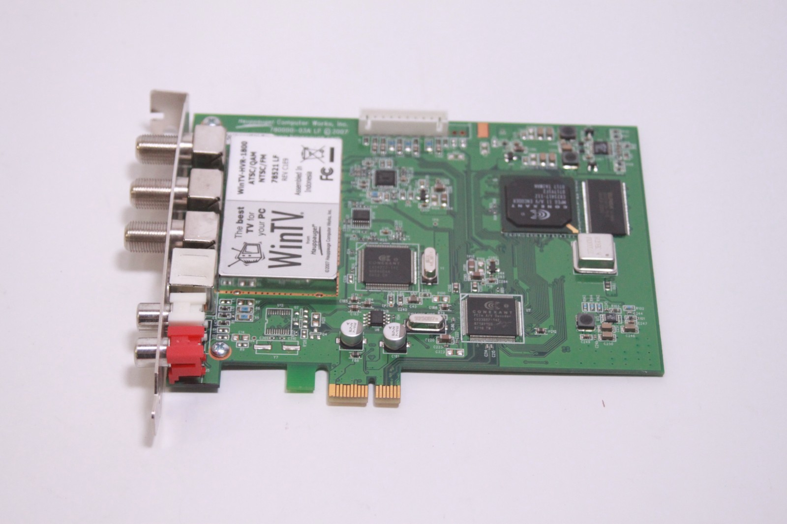Hauppauge WinTV-HVR-1800 PCIe TV Tuner & Video Capture Card ATSC/QAM/NTSC/FM