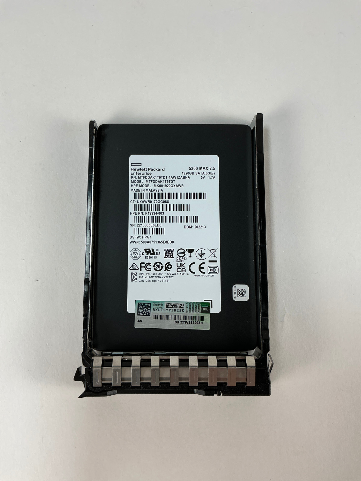P40504-B21  HPE 1.92TB SATA 6G MU 2.5" SFF BC MV SSD P41529-001