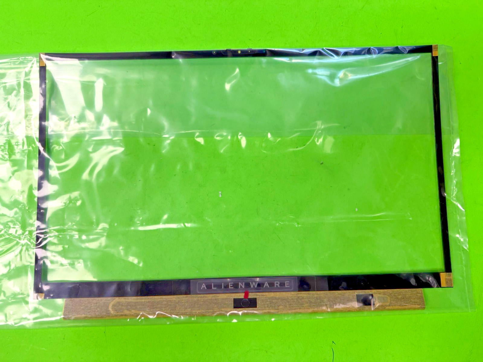 AP2KG000200 YG25N GEN/OEM DELL LCD BEZEL ALIENWARE M17 R2 P41E