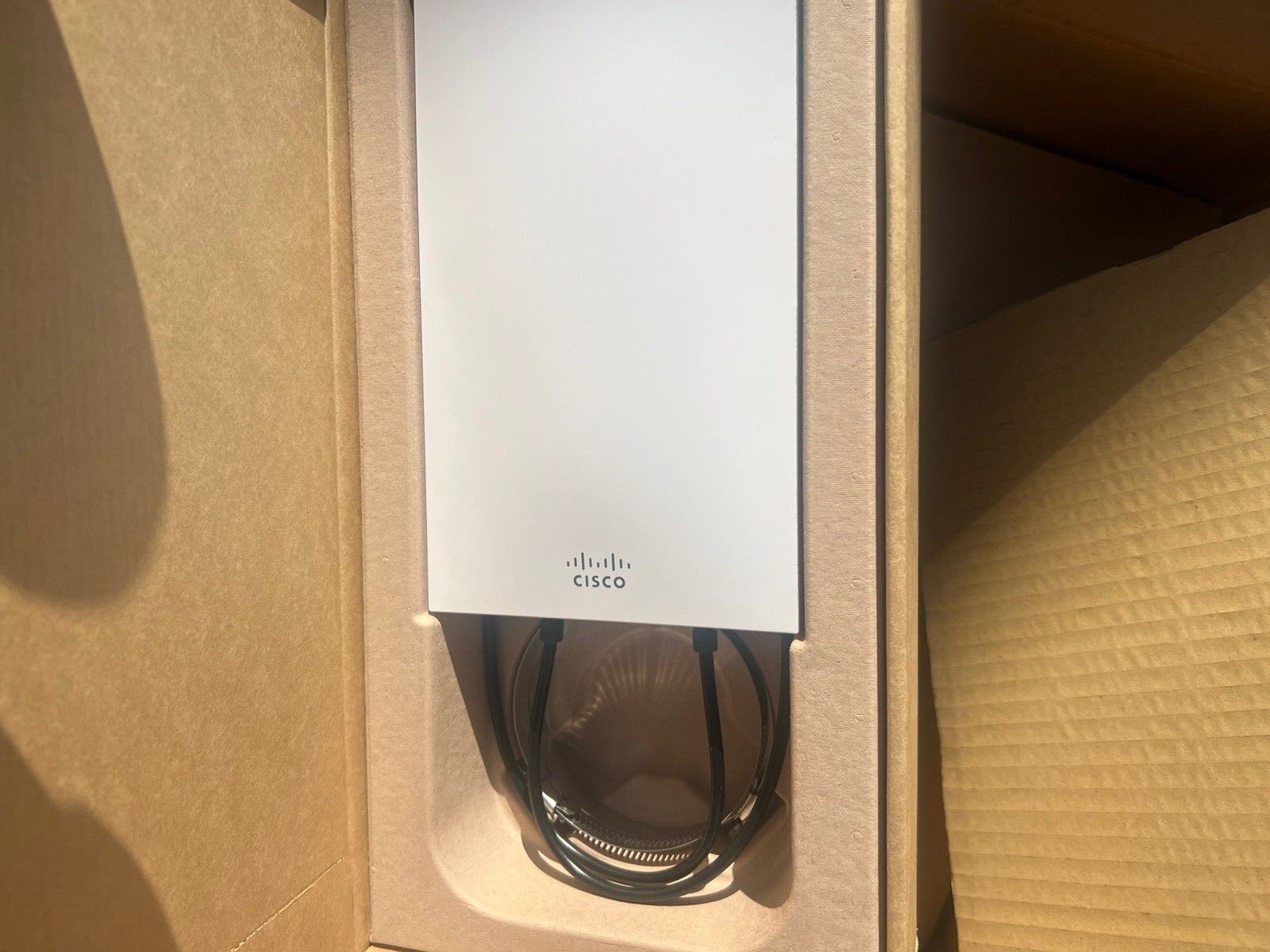 Cisco Meraki MA-ANT-21 5 GHz 13 dBi Wireless Access Point Sector Antenna