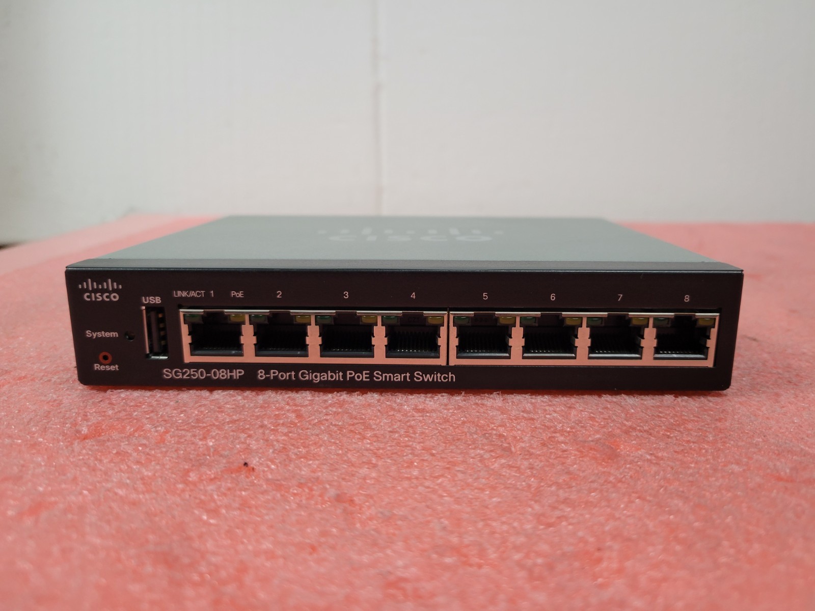 Cisco SG250-08HP 8-Port Gigabit PoE Smart Ethernet Switch | RNW94