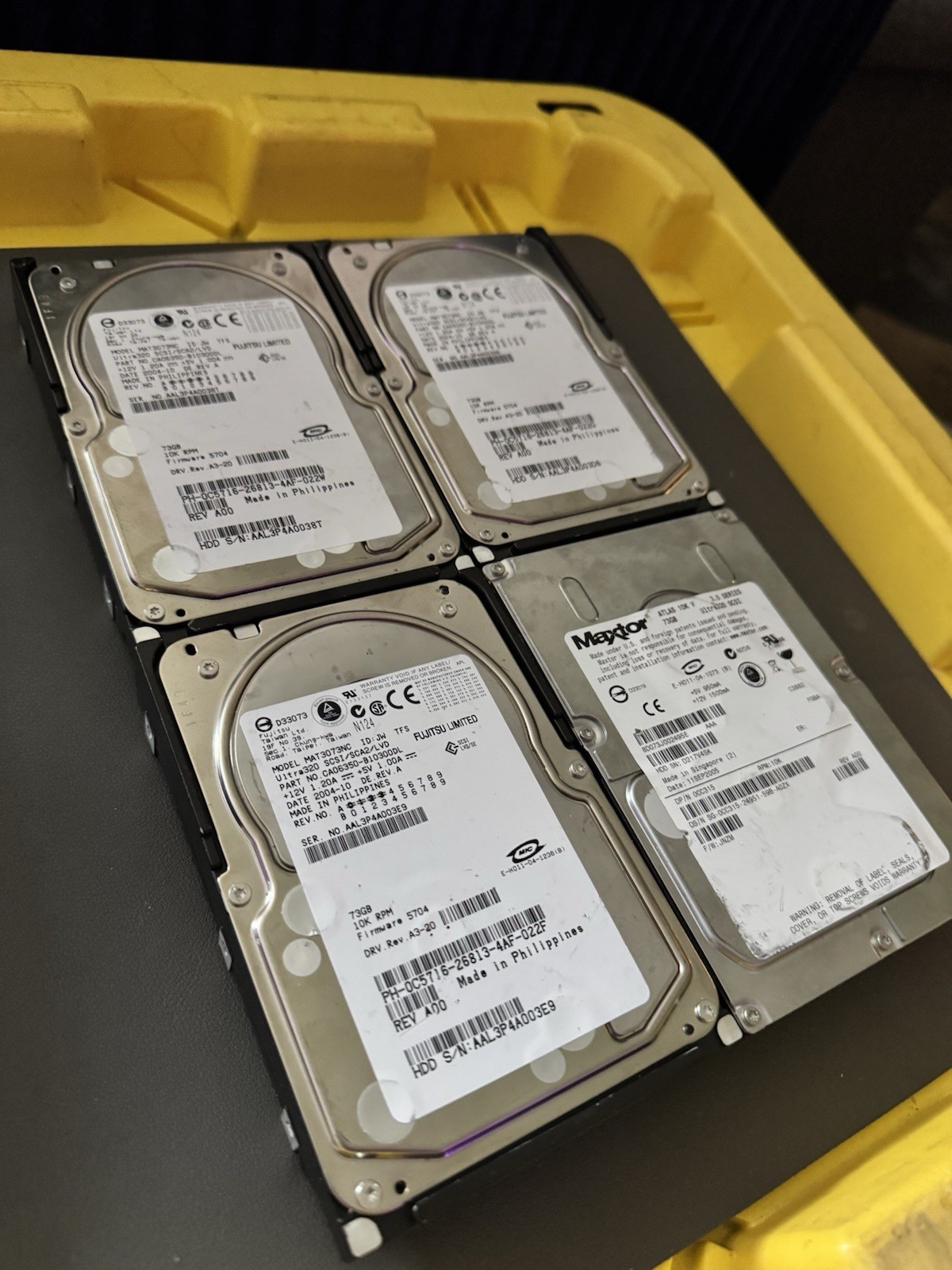 Lot 4 Enterprise 73GB 10K 3.5 Ultra320 SCSI Hard Drives 3x Fujitsu & 1x Maxtor
