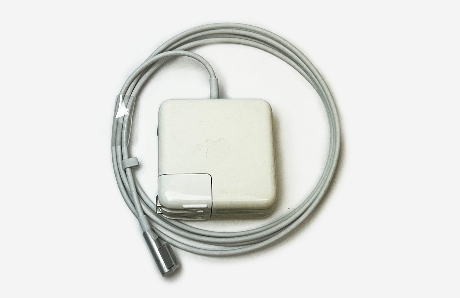 Genuine Apple 45W L-Tip Magsafe 1 Power Adapter A1374 for Old Macbook Air