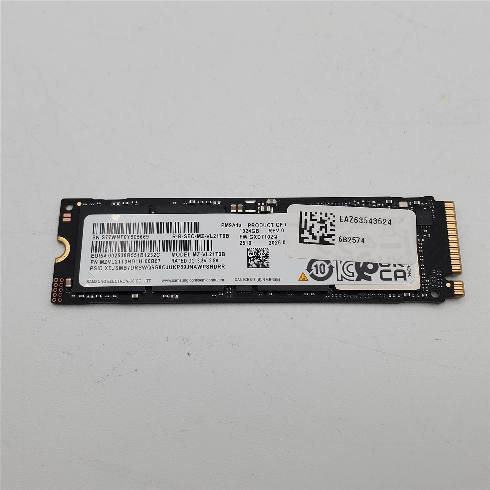 Samsung PM9A1 1TB M.2 2280 PCIe 4.0 x4 NVMe Internal SSD MZVL21T0HBLU-00B07