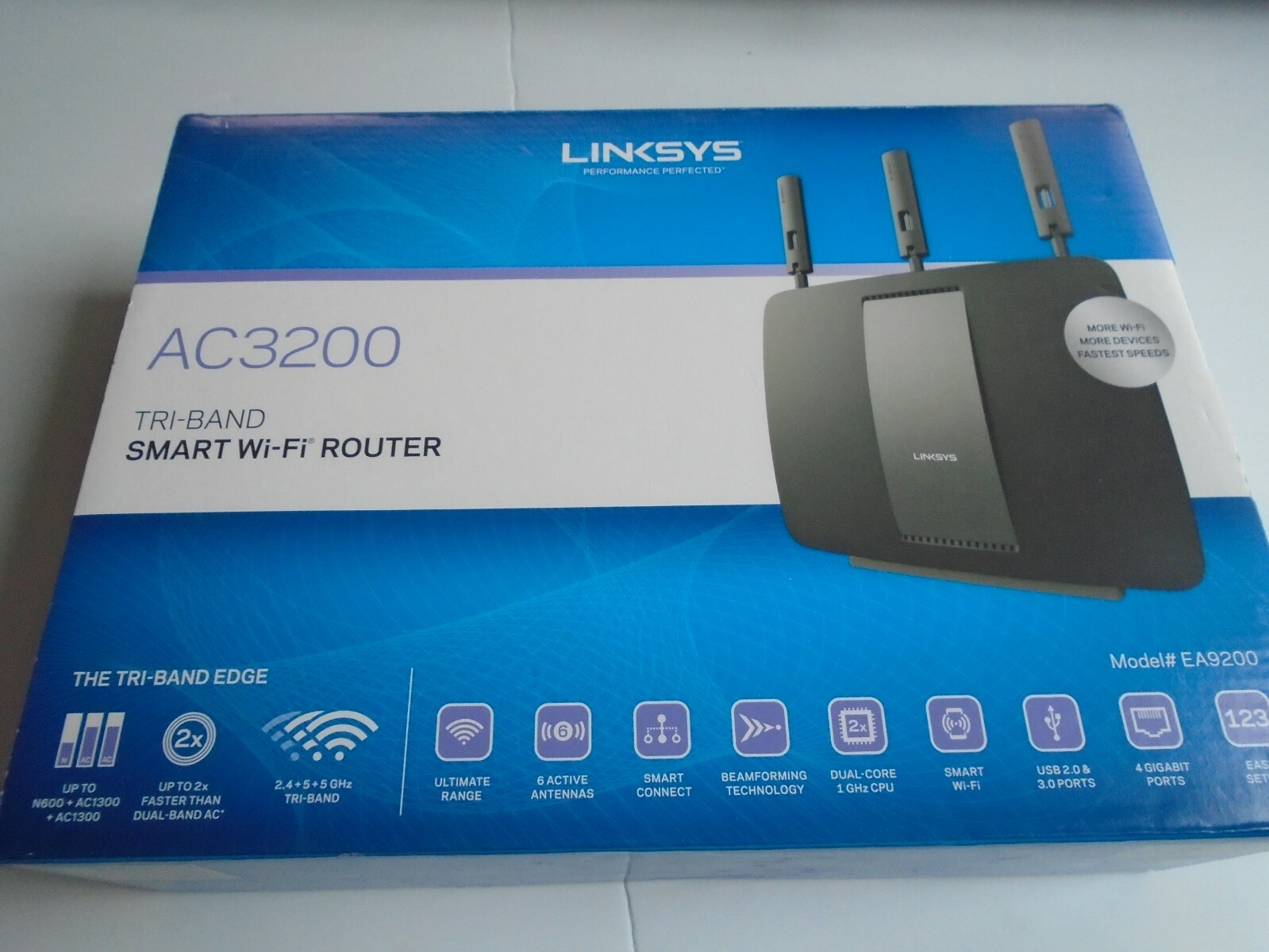 Linksys AC3200 Tri-Band Smart Wi-Fi Router with Gigabit and USB, (EA9200) gtx