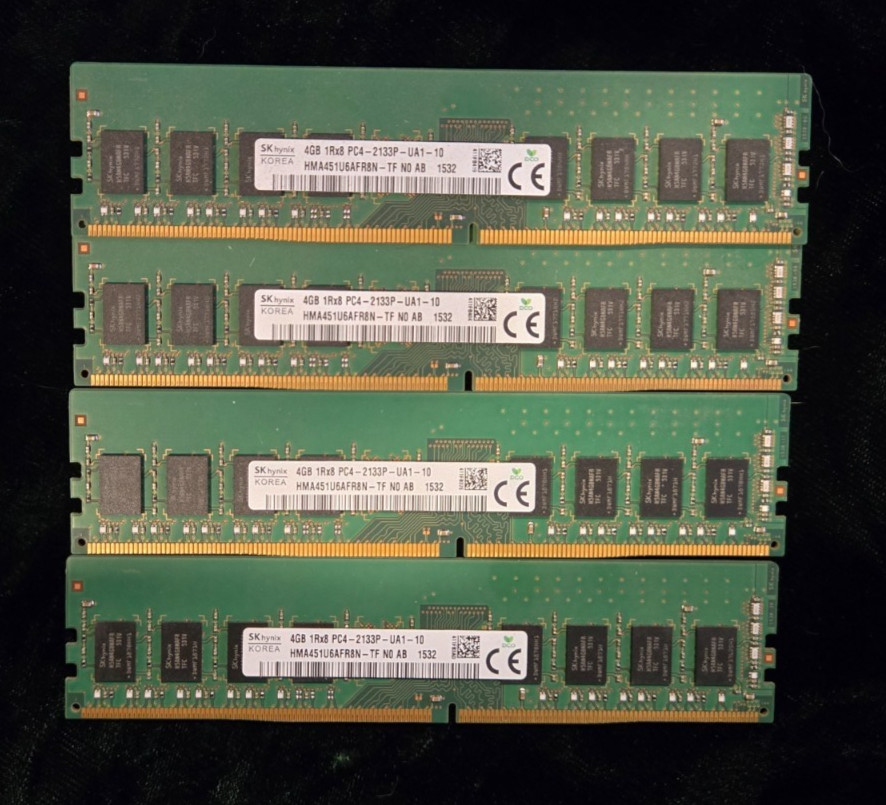 SK Hynix HMA451U6AFR8N-TF 16GB(4GBx4) 1Rx8 PC4-2133P-UA1-10