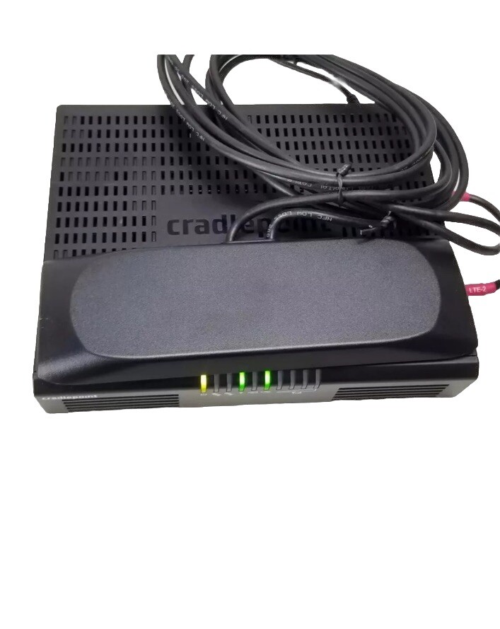 CradlePoint Model AER1650LP4 5 Ports 4G LTE Ethernet Router w/ Antenna + Power
