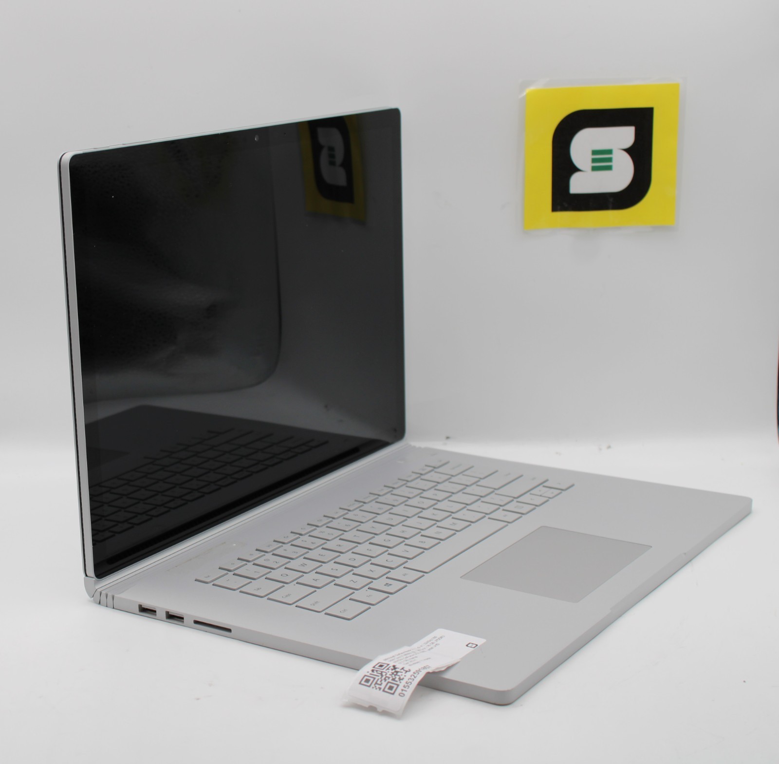 Microsoft Surface Book 2 15" i7-8650U @ 1.9 GHz 16GB RAM 512GB SSD GTX 1060 W11H