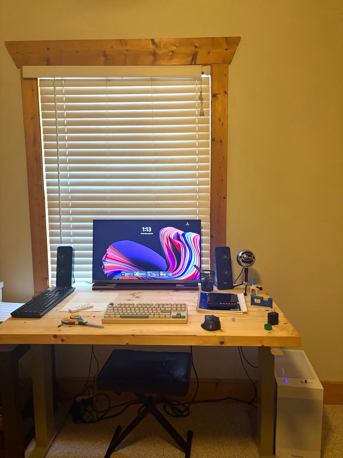 PowerSpec G738 Ryzen 7 5800XT 32GB RX 9060 XT Win 11