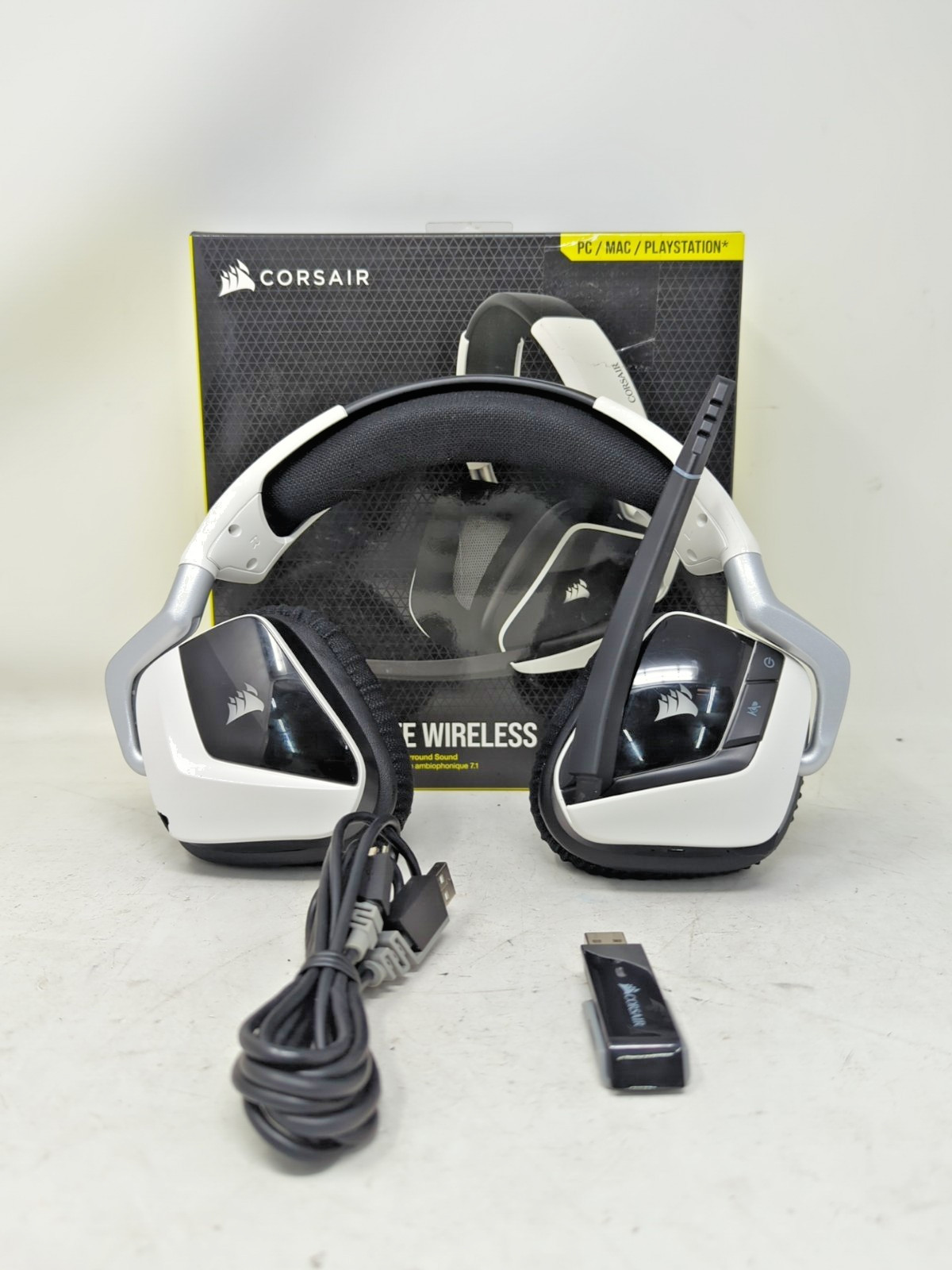 Corsair VOID RGB Elite Wireless Gaming Headset - White
