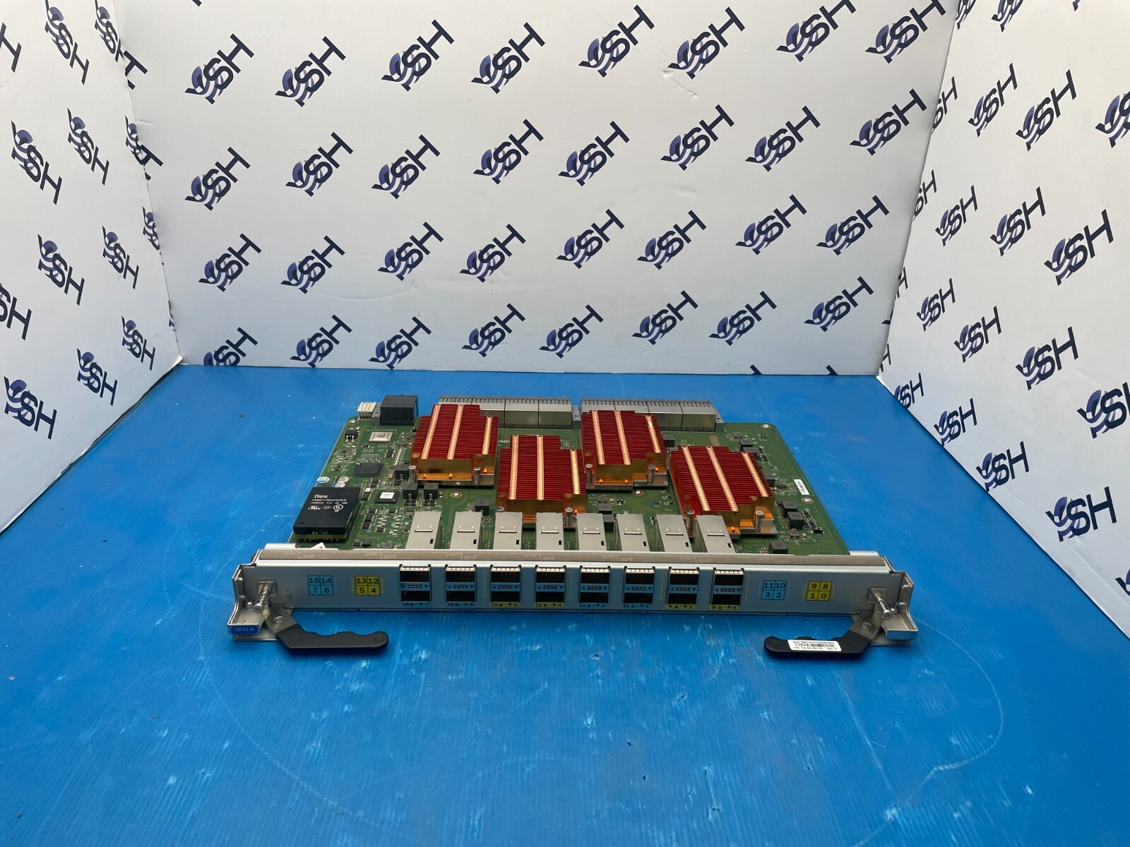 Brocade CR32-8 105-000-801-00 40-1000802-13 Core Routing 16 Port Blade