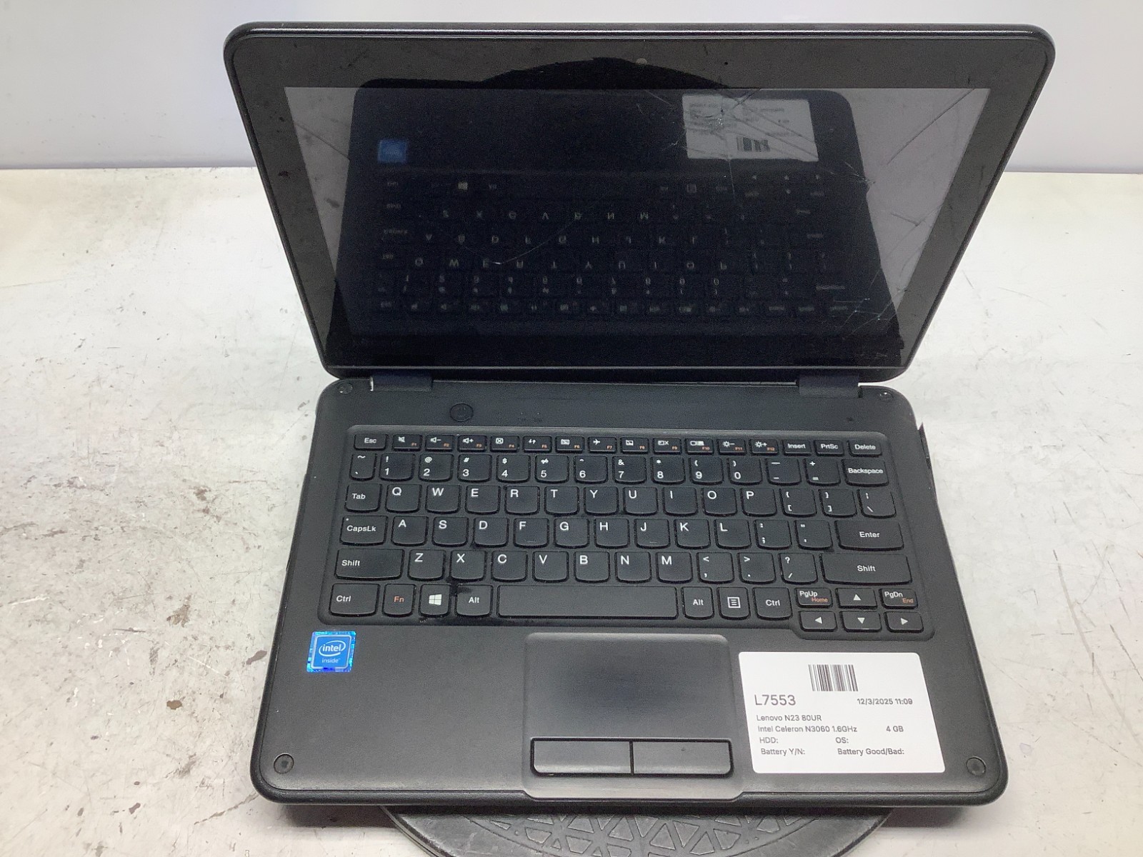 Lenovo N23 80UR Intel Celeron N3060 1.6GHz 4 GB NO HDD - FOR PARTS