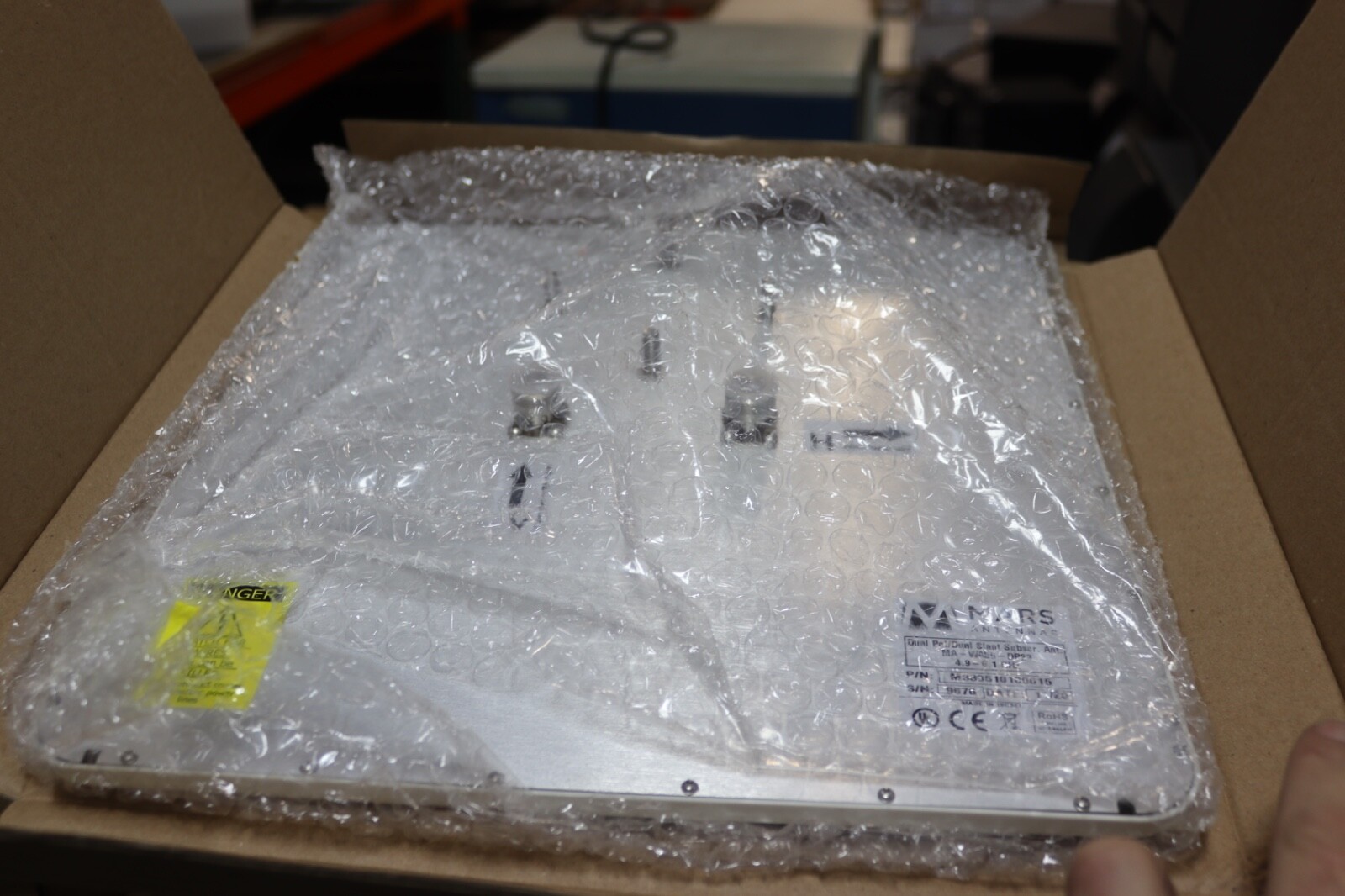 NEW Mars Antenna  M330510100015  Dual Slant ANTENNA