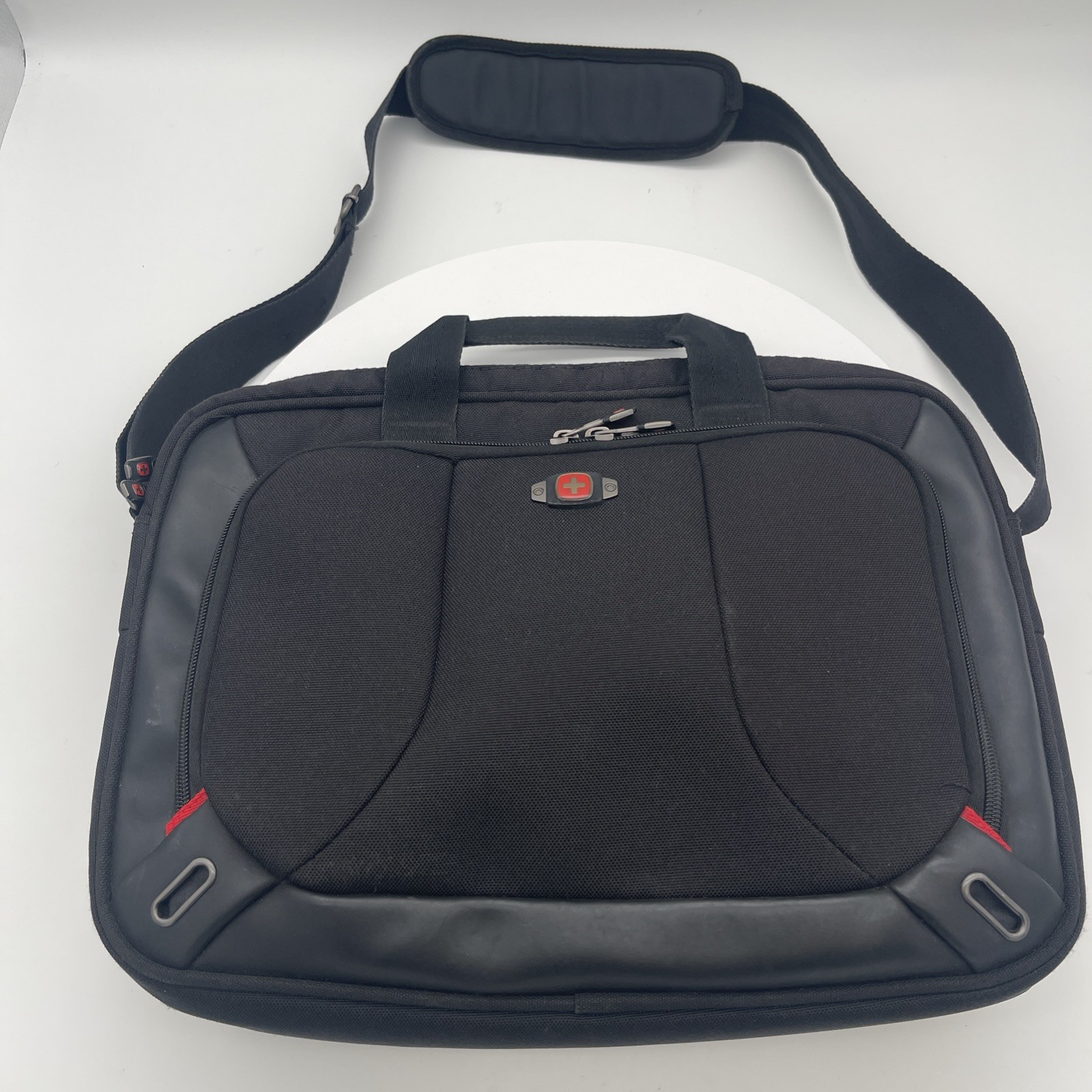 Victorinox/Swiss Army 17” Travel Shoulder Bag/Briefcase/Laptop
