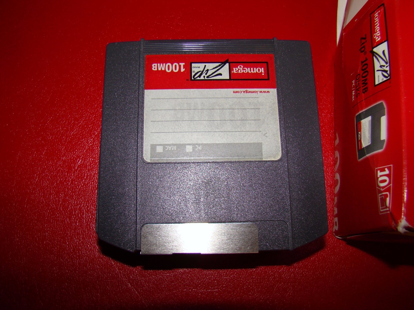 Iomega Zip ONE Disk 100 MB FOR PC OR MAC (1-Pack) NEW 