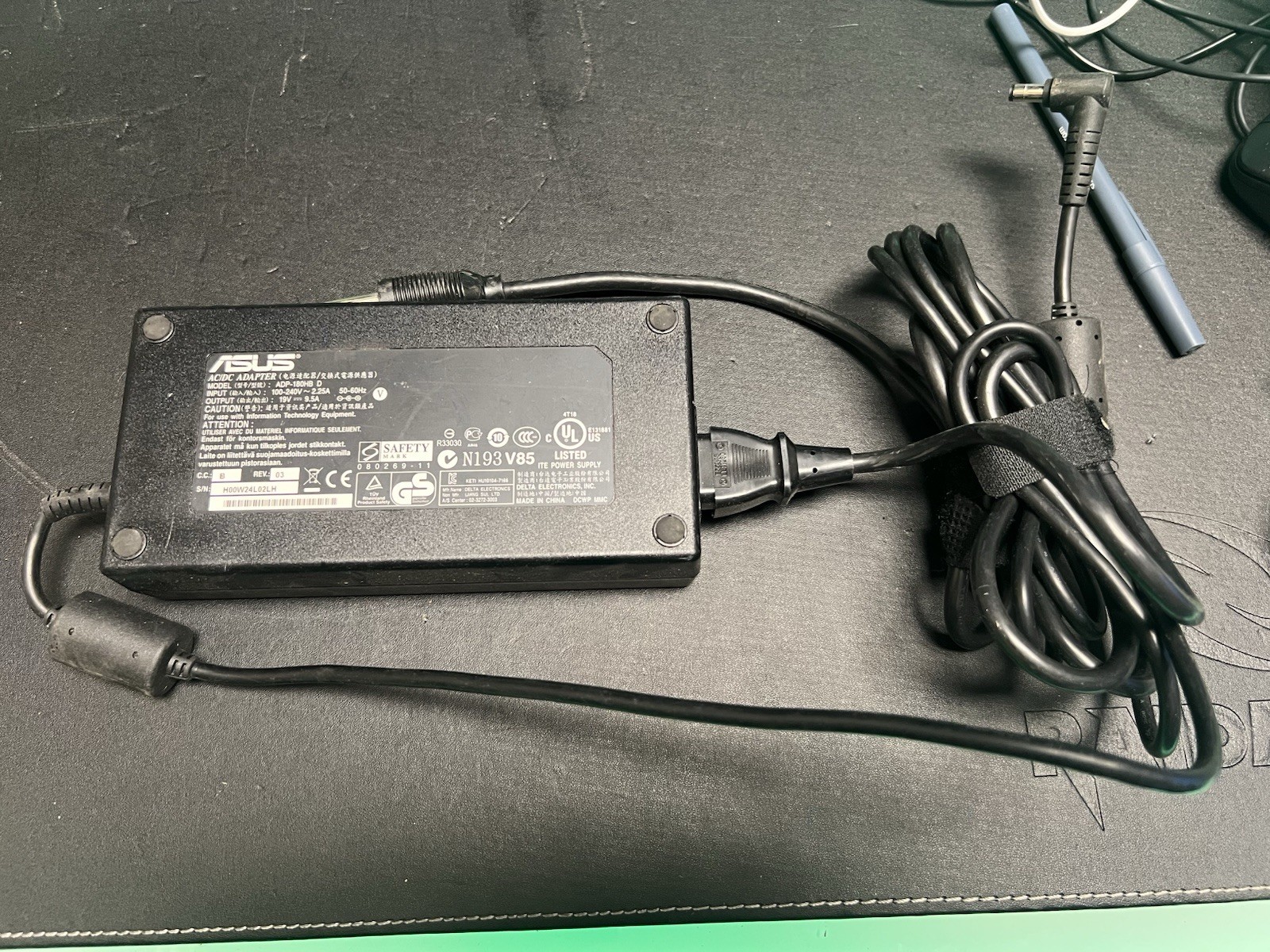 Genuine ASUS ADP-180HB D 180W 19V 9.5A AC Adapter Charger w/ Power Cord