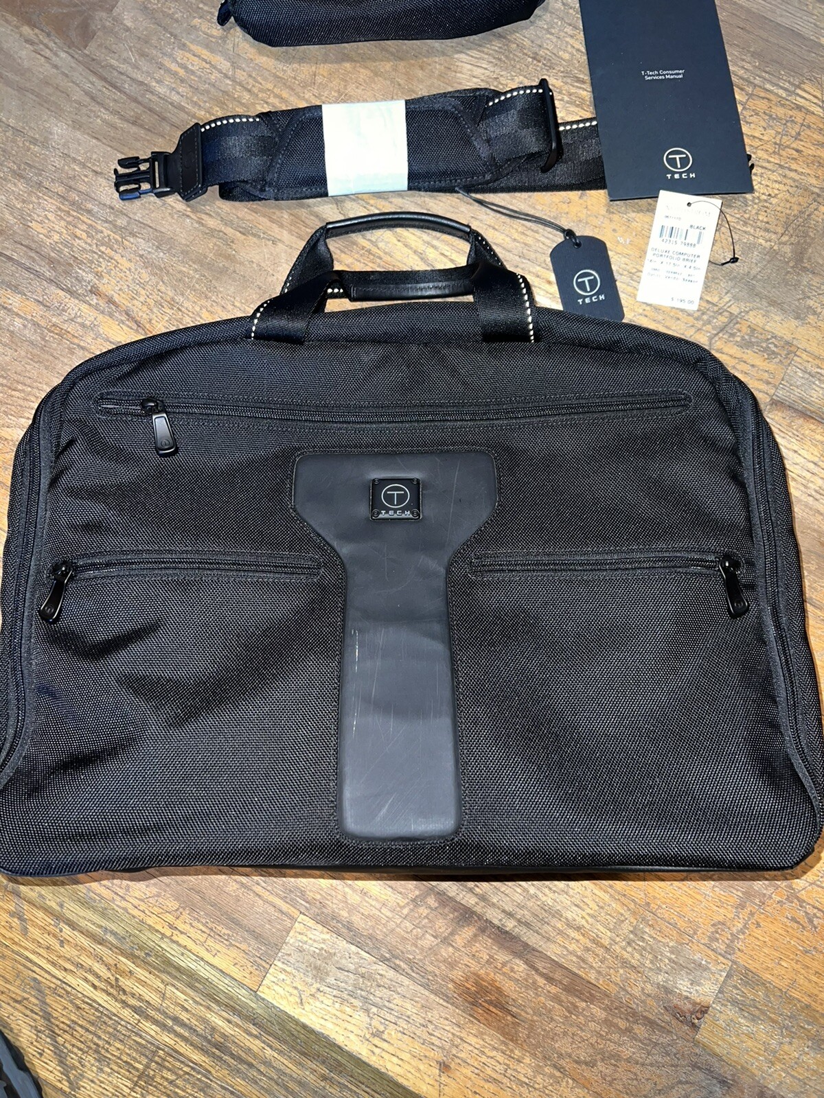 TUMI TECH 57117D Computer. Shoulder Bag. Black New with tags. Read.
