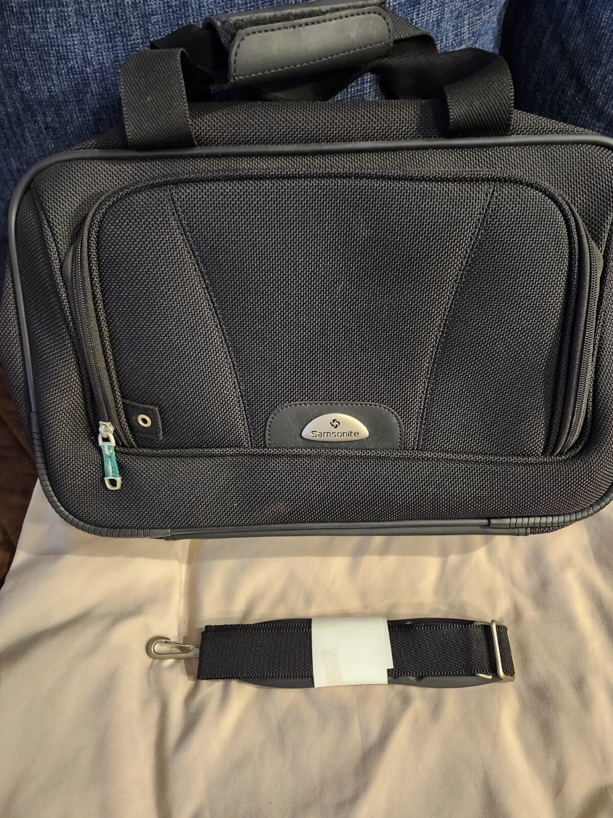 SAMSONITE CARRY ON LAPTOP SHOULDER BAG