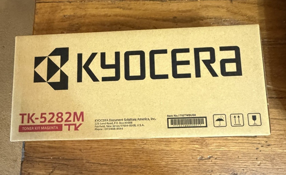 Genuine OEM Kyocera TK-5282M Magenta Toner New Sealed P6235cdn M6235cidn