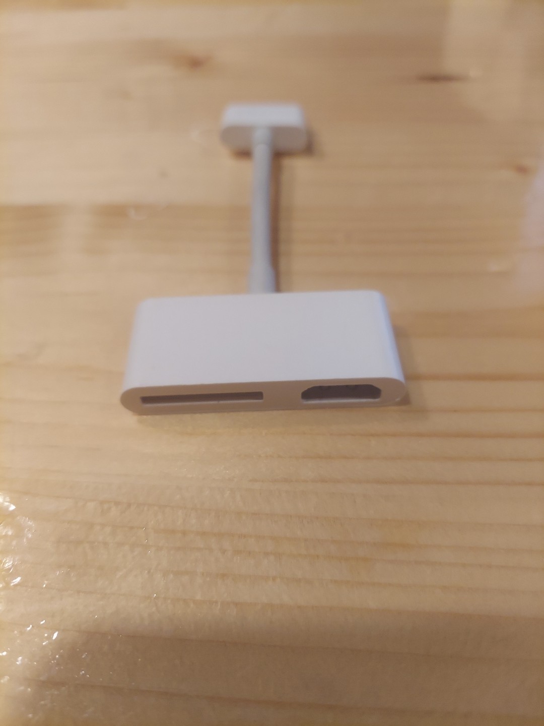 Genuine Apple 30-pin HDMI Digital AV Adapter A1422