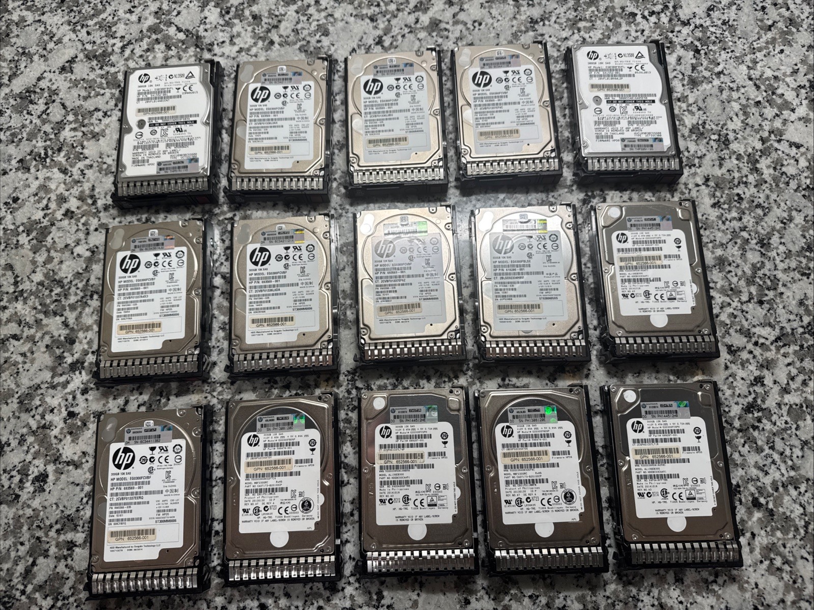 Lot 15 HP 693569-001 HDD HP EG0300FCVBF HP 300GB 10K SAS 2.5" Hard Drive *pulled