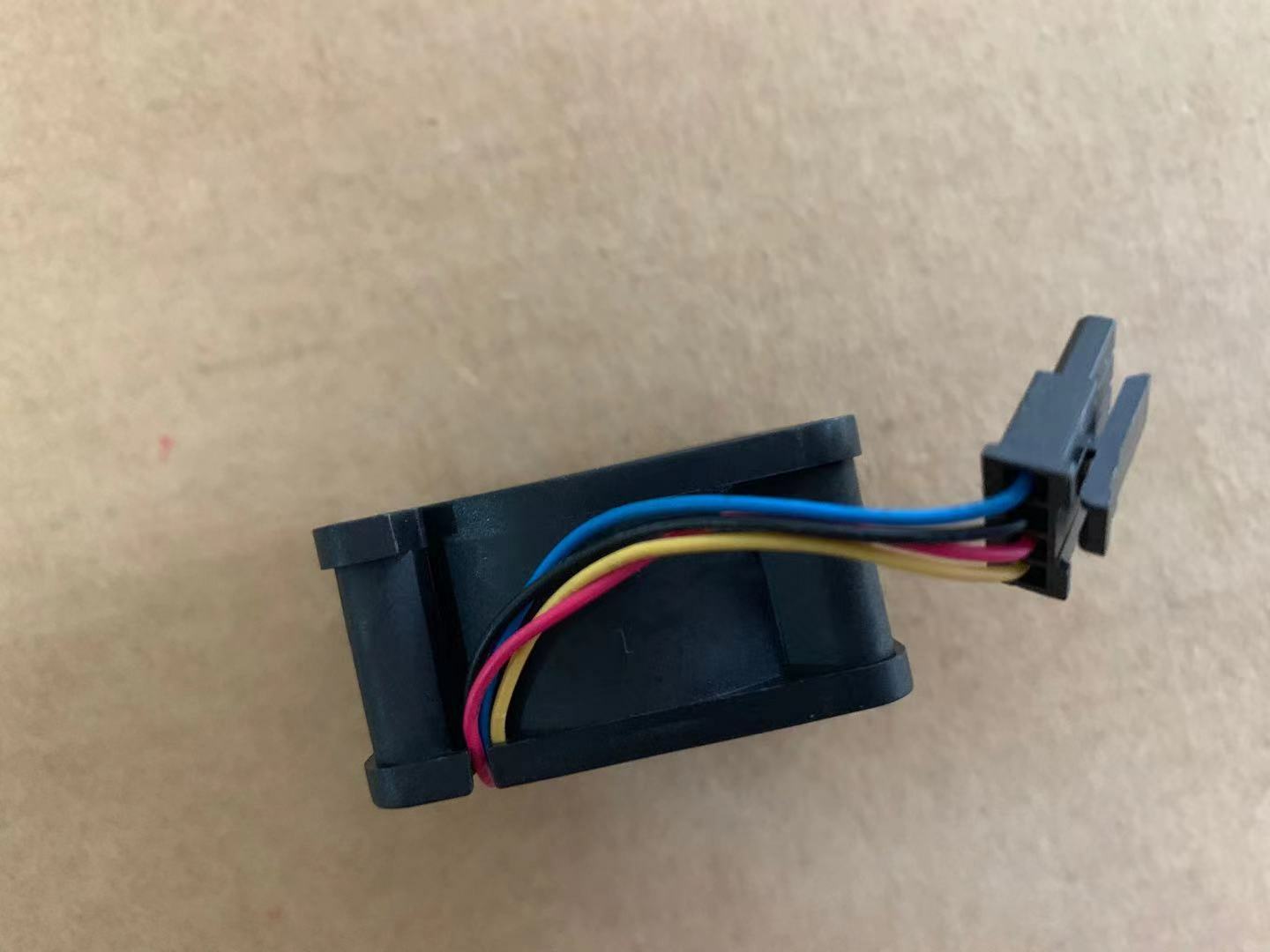1pcs Y.S.TECH 4020 4CM 5V 0.32A 4-wire PWM cooling fan NYW04020005BSS 