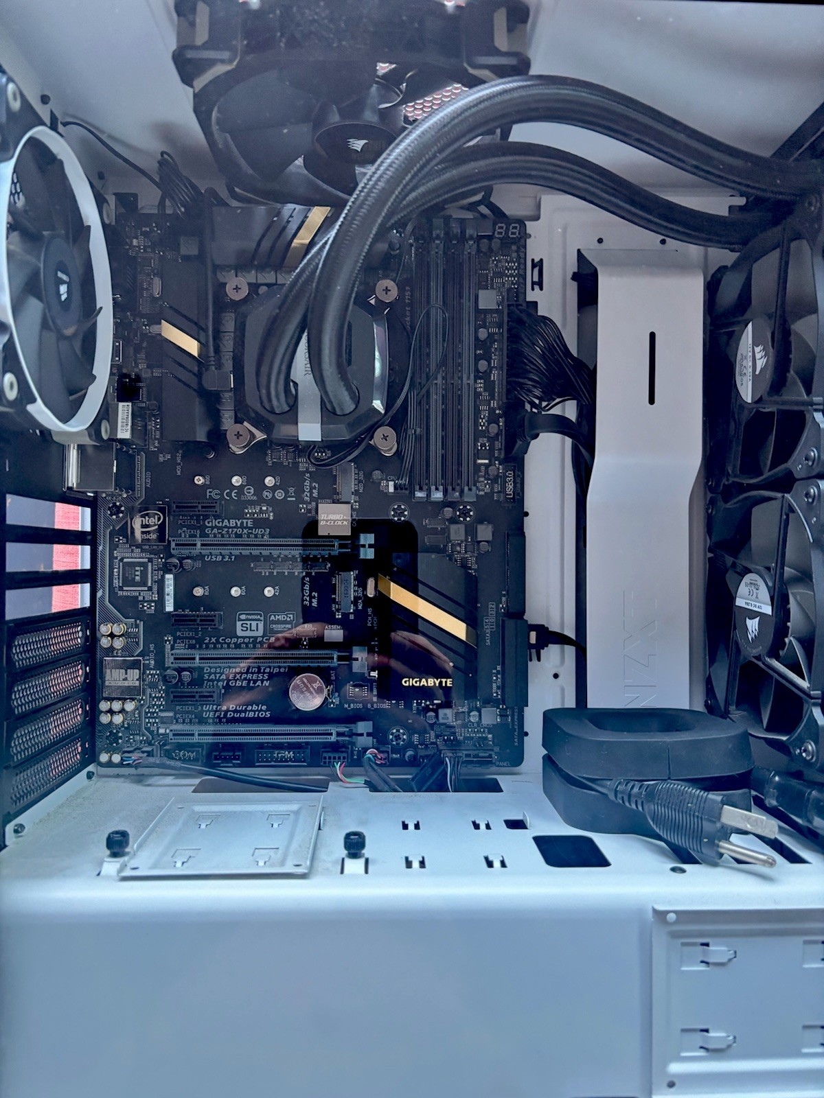 NZXT S340 Mid Tower PC Case in working condition