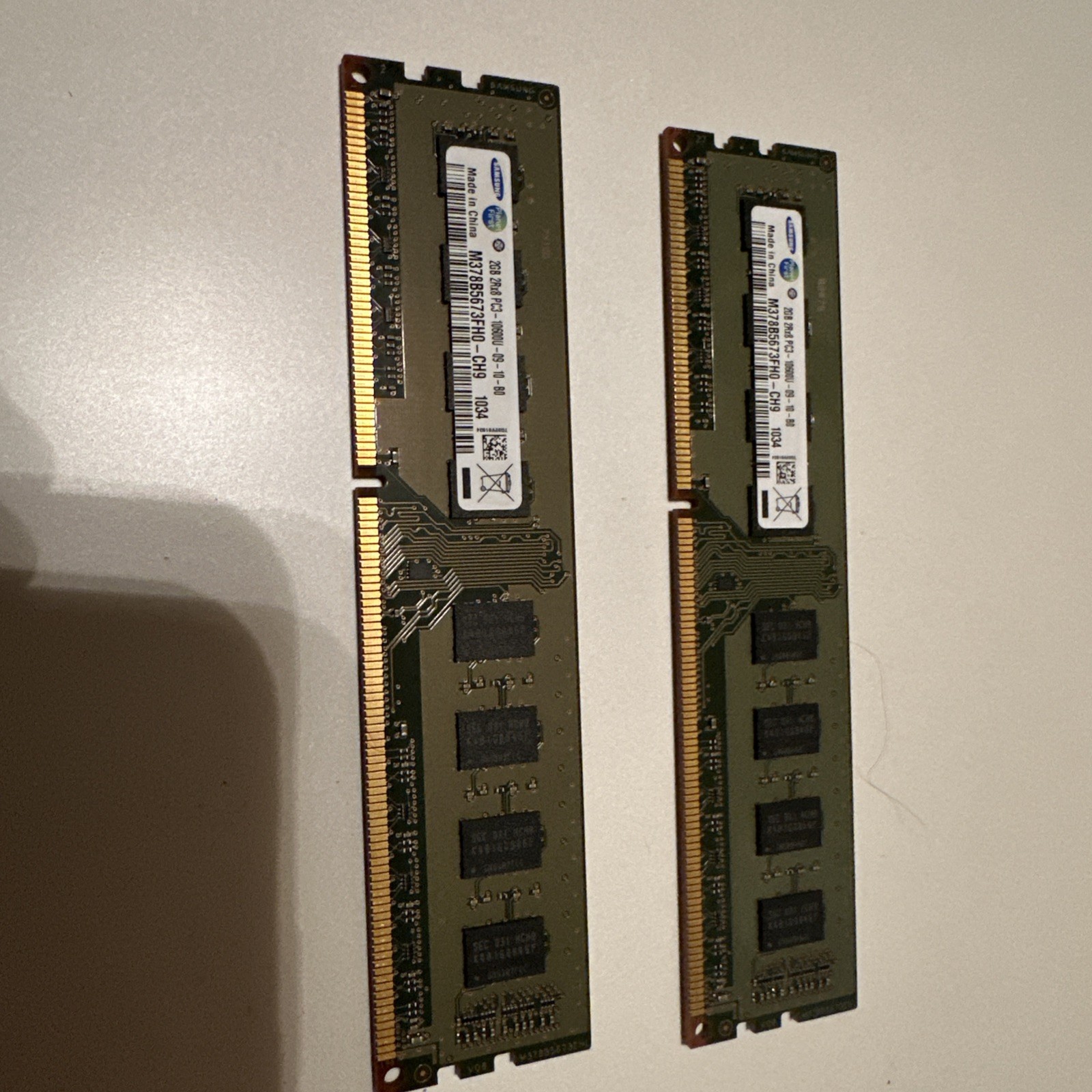 Samsung 4GB Kit (2x2GB) DDR3-1333 PC3-10600U UDIMM RAM M378B5673FH0-CH9 Tested